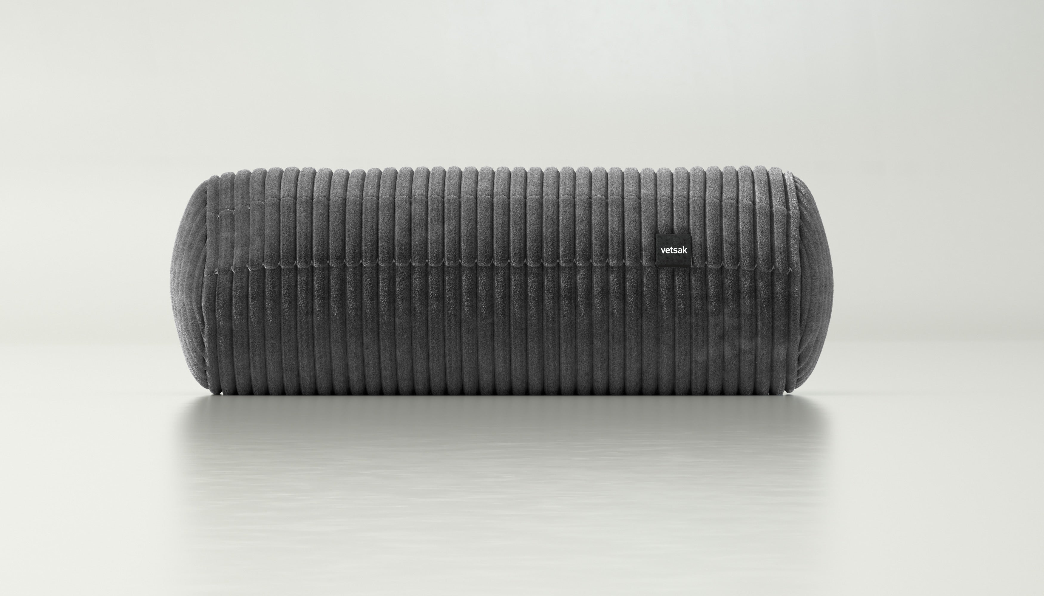 Noodle Pillow in Cord Velour Dark Grey – flexibles Sofakissen mit klarer Linie