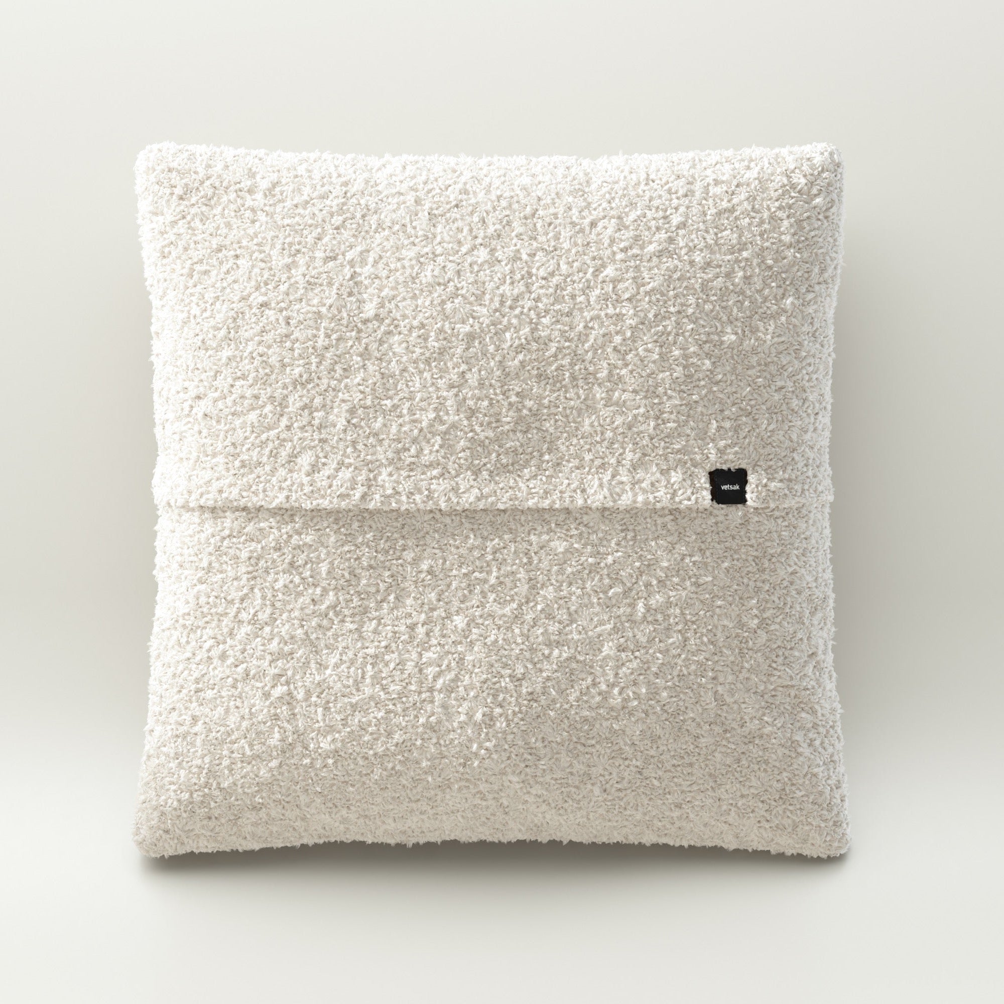 Jumbo Pillow von vetsak in Doodle Creme – helles XXL-Kissen mit lebendiger Struktur und weichem Griff