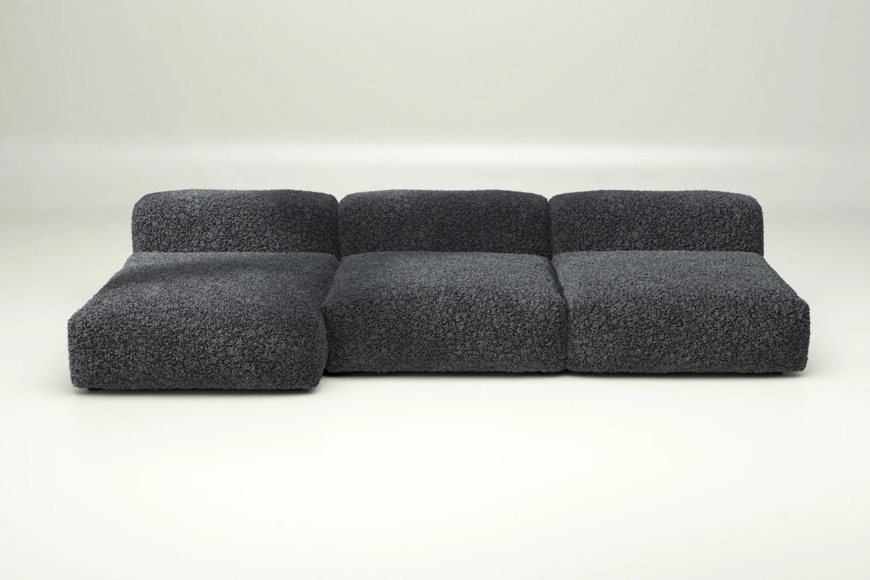 Vetsak Sofa Set 04 in Doodle Dark Grey – ohne Kissenset, strukturierter Grauton für moderne, reduzierte Wohnräume