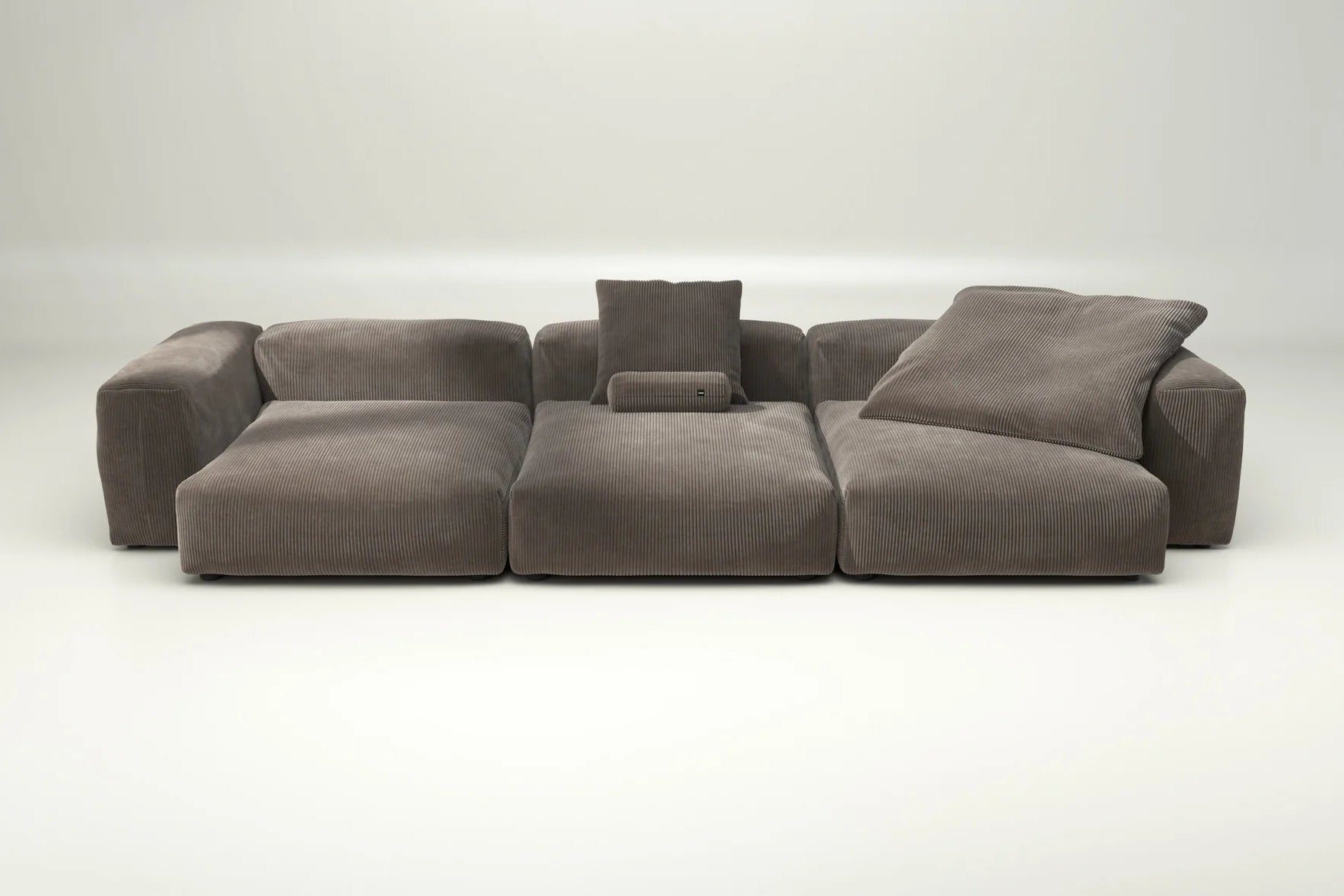 Vetsak Modulsofa in Mocha Cord Velour – mit Kissenset, komfortable Relaxfläche mit warmem Braunton für stilbewusste Wohnbereiche