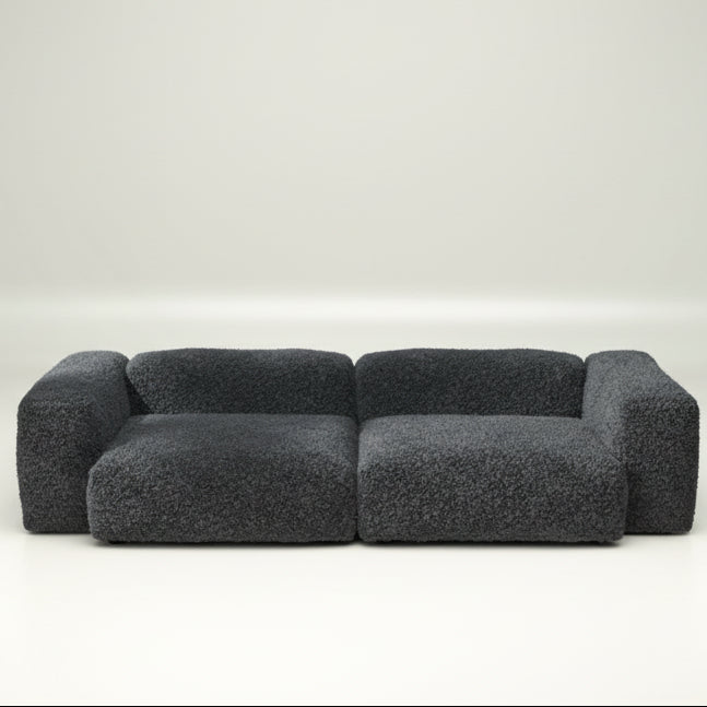 vetsak SET 02 Sofa in L mit Doodle Dark Grey – weiches Loungegefühl mit zeitlosem Charakter