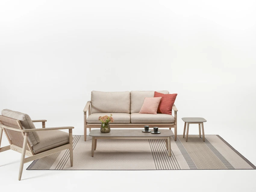 Table basse carrée Vincent Sheppard DAVID dans un salon Outdoor moderne