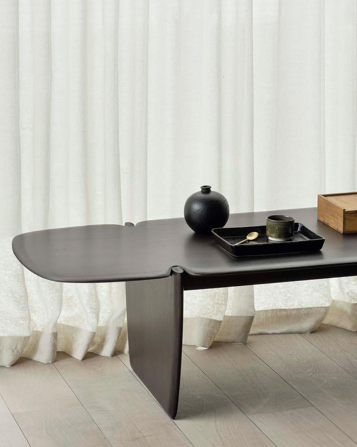 Couchtisch PI | Ethnicraft | Homestorys