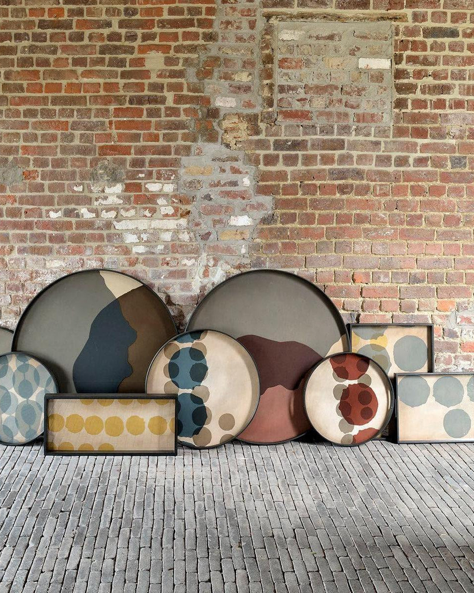 Tablett TRANSLUCENT SILHOUETTES PINOT Layered Dots - Ø48 | Ethnicraft | Homestorys